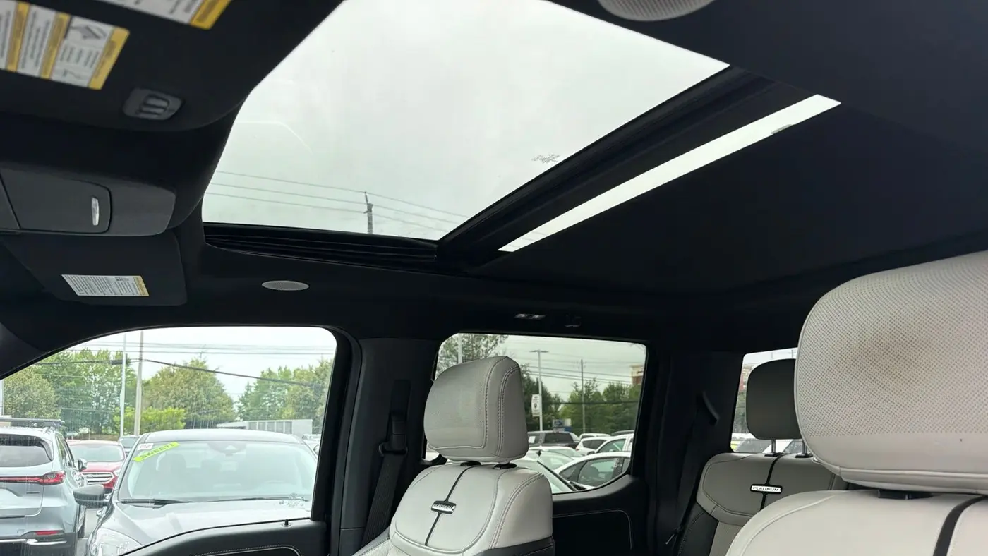 2023 Ford F-150 Lightning XLT