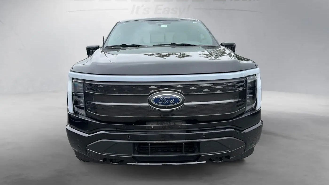 2023 Ford F-150 Lightning XLT