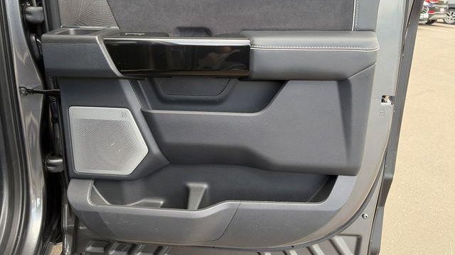 2023 Ford F-150 Lightning Platinum