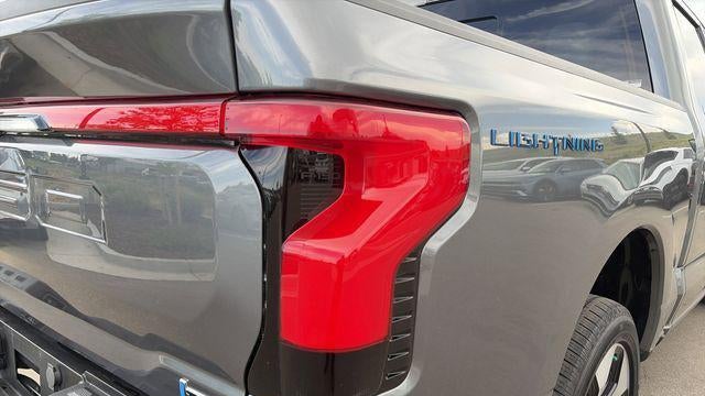 2023 Ford F-150 Lightning Platinum