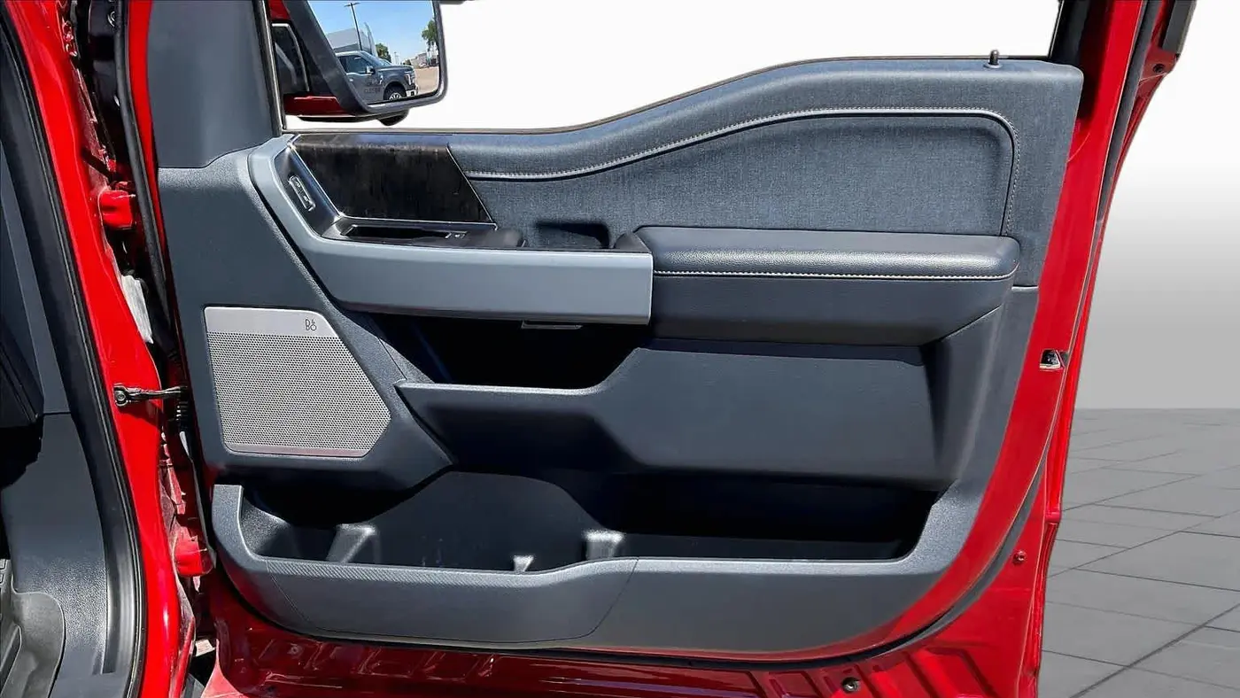 2022 Ford F-150 Lightning XLT