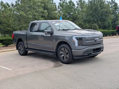 2023 Ford F-150 Lightning AWD Lariat 4DR Supercrew 5.5 FT. SB