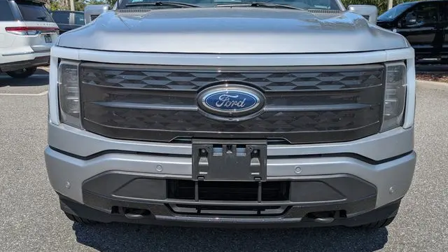 2023 Ford F-150 Lightning XLT