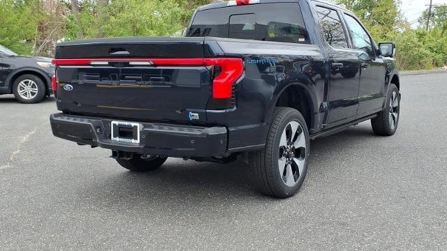 2023 Ford F-150 Lightning Lariat