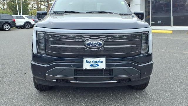2023 Ford F-150 Lightning Lariat