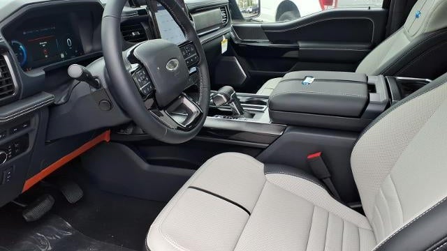 2023 Ford F-150 Lightning Lariat