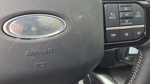 2023 Ford F-150 Lightning Lariat