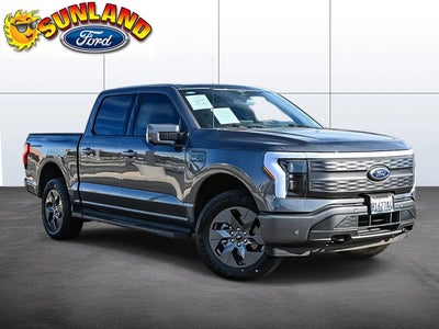 2023 Ford F-150 Lightning AWD Lariat 4DR Supercrew 5.5 FT. SB