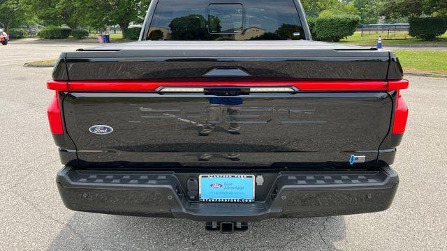 2023 Ford F-150 Lightning Pro