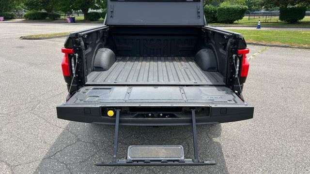 2023 Ford F-150 Lightning Pro