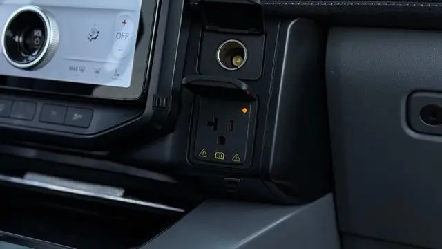 2024 Ford F-150 Lightning Flash