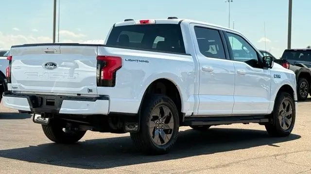 2024 Ford F-150 Lightning Flash
