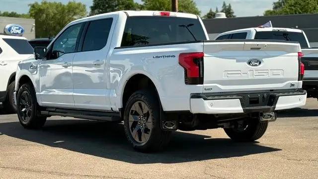 2024 Ford F-150 Lightning Flash