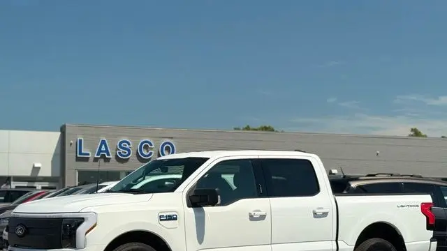 2024 Ford F-150 Lightning Flash