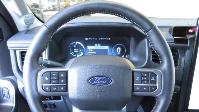 2024 Ford F-150 Lightning Flash