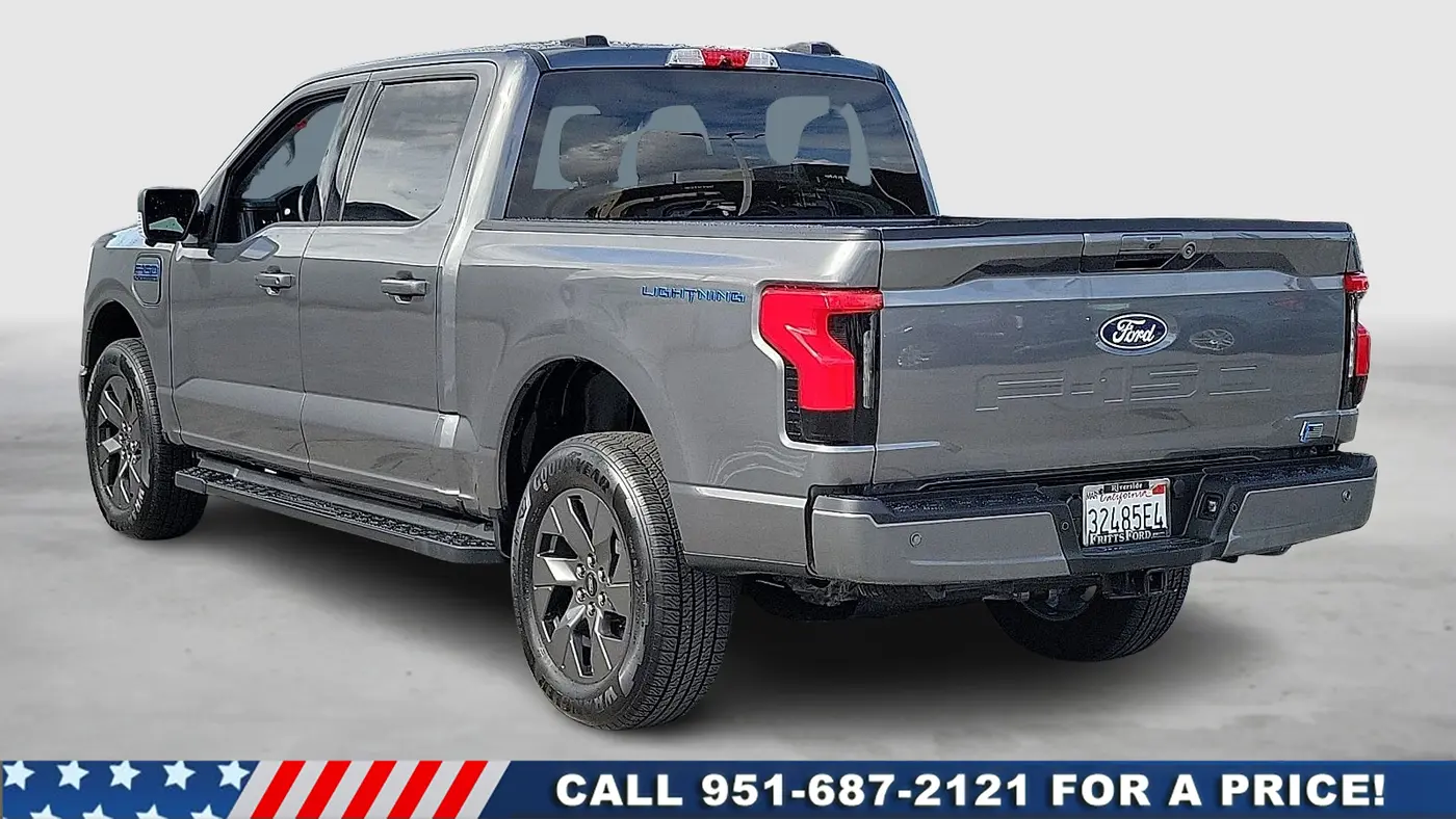 2025 Ford F-150 Lightning Flash