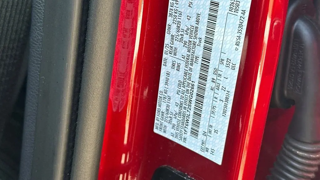 2025 Ford F-150 Lightning Flash