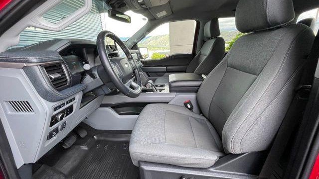 2024 Ford F-150 Lightning Flash