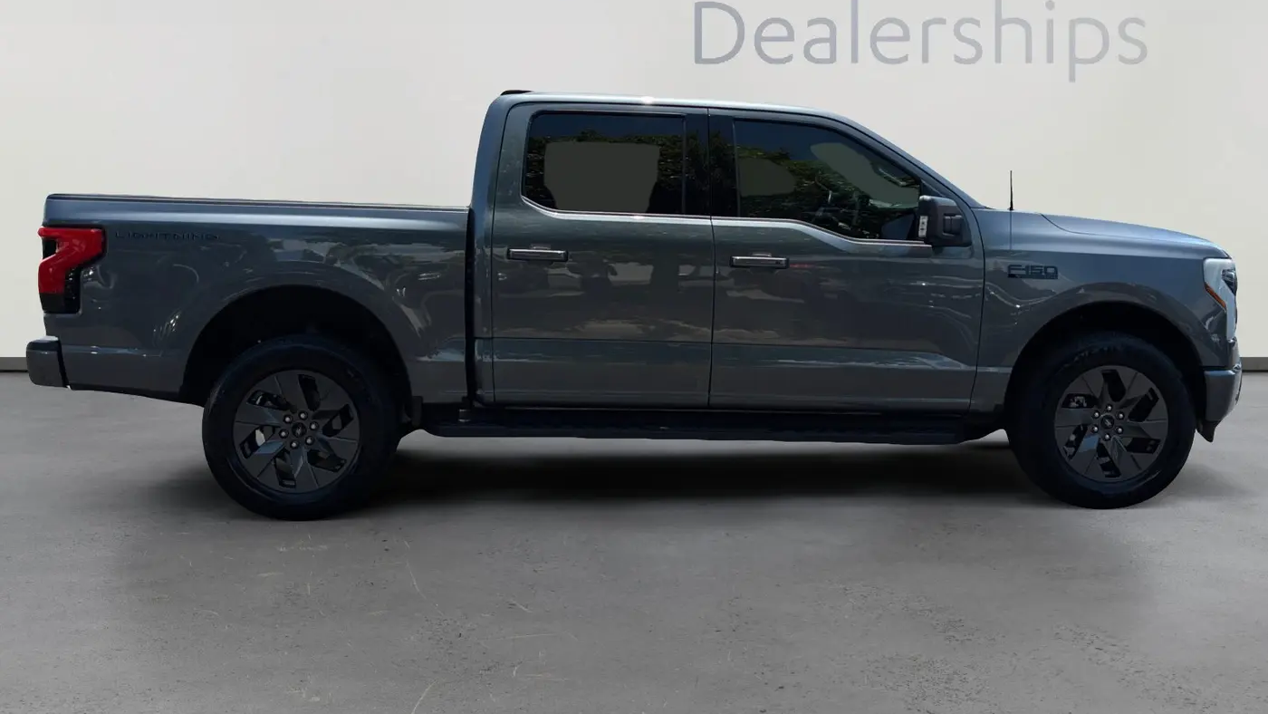 2024 Ford F-150 Lightning Flash