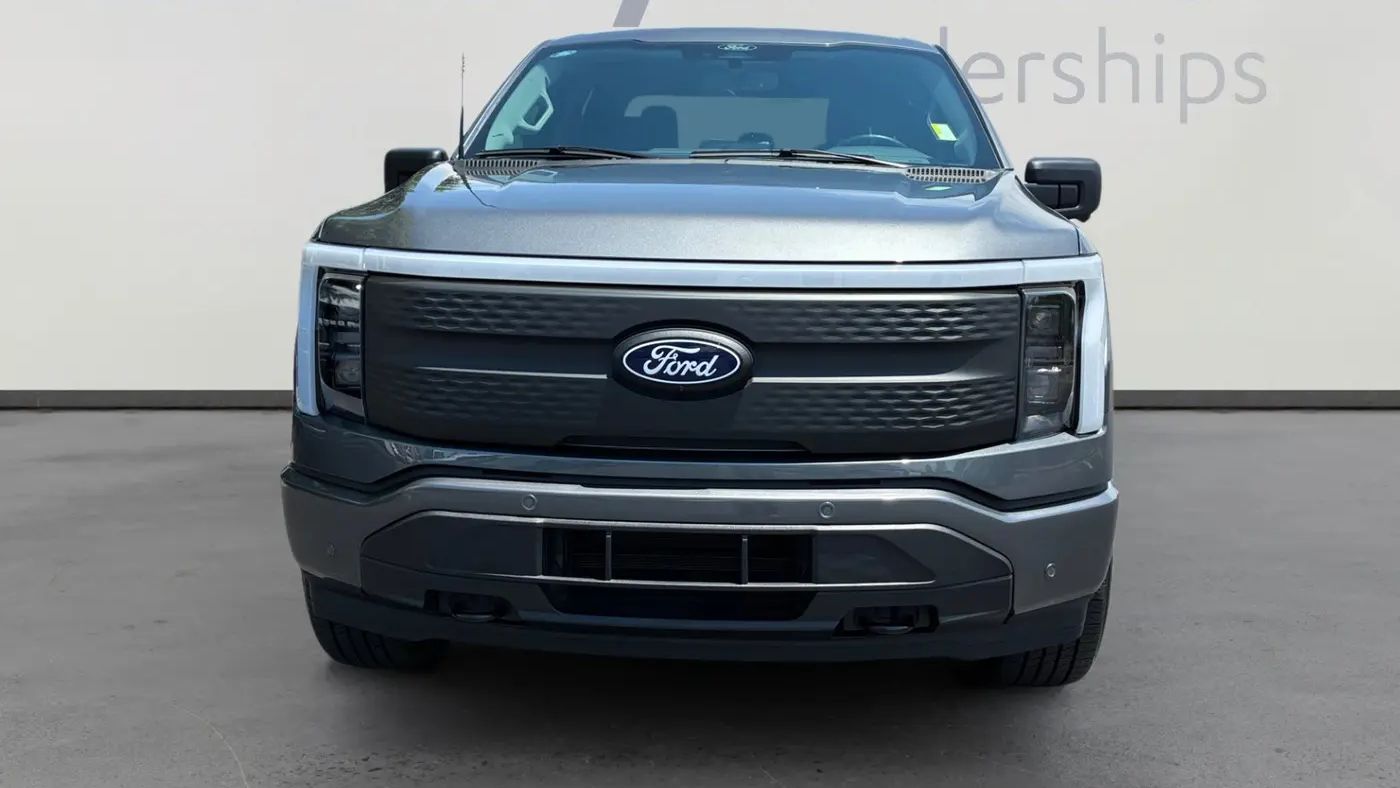 2024 Ford F-150 Lightning Flash