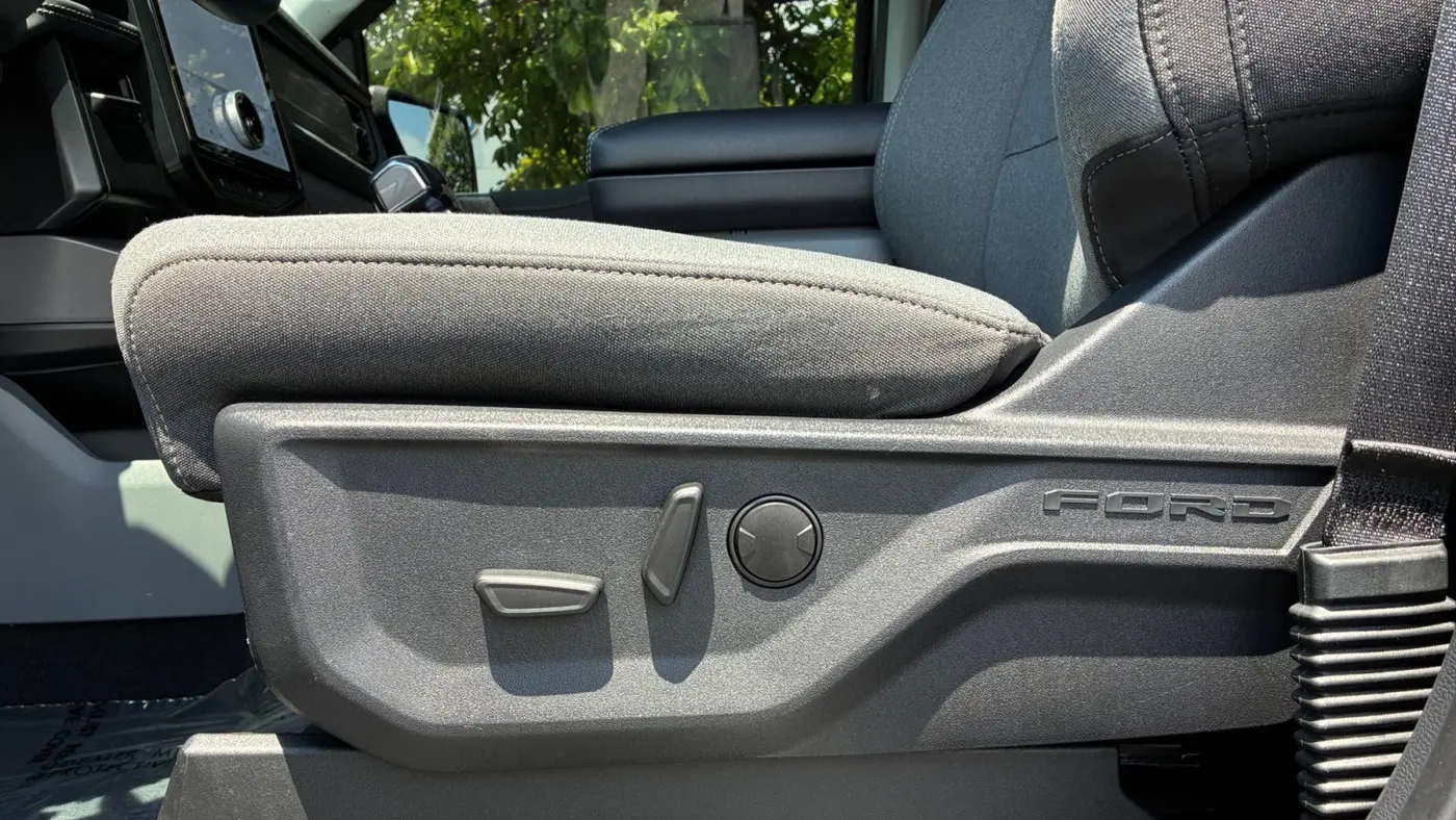 2024 Ford F-150 Lightning Flash
