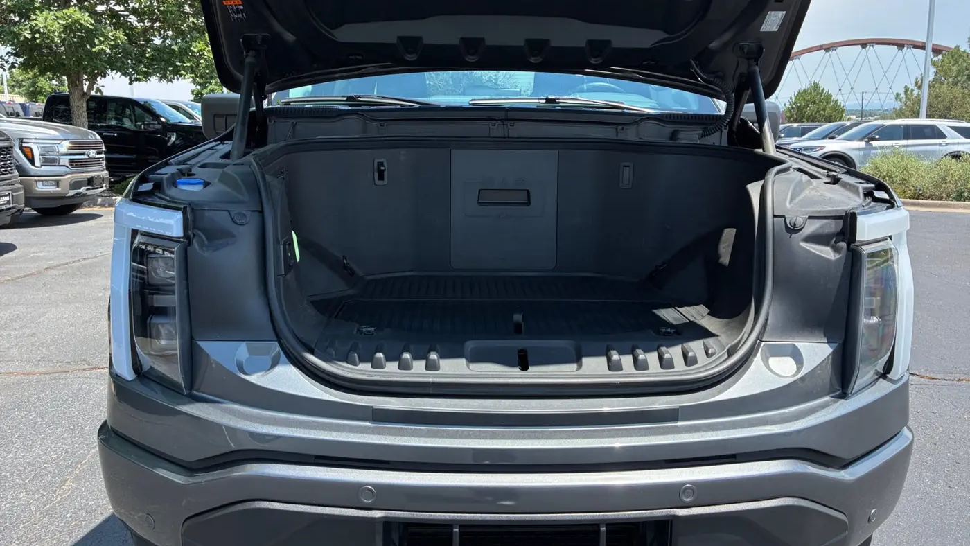 2024 Ford F-150 Lightning Flash