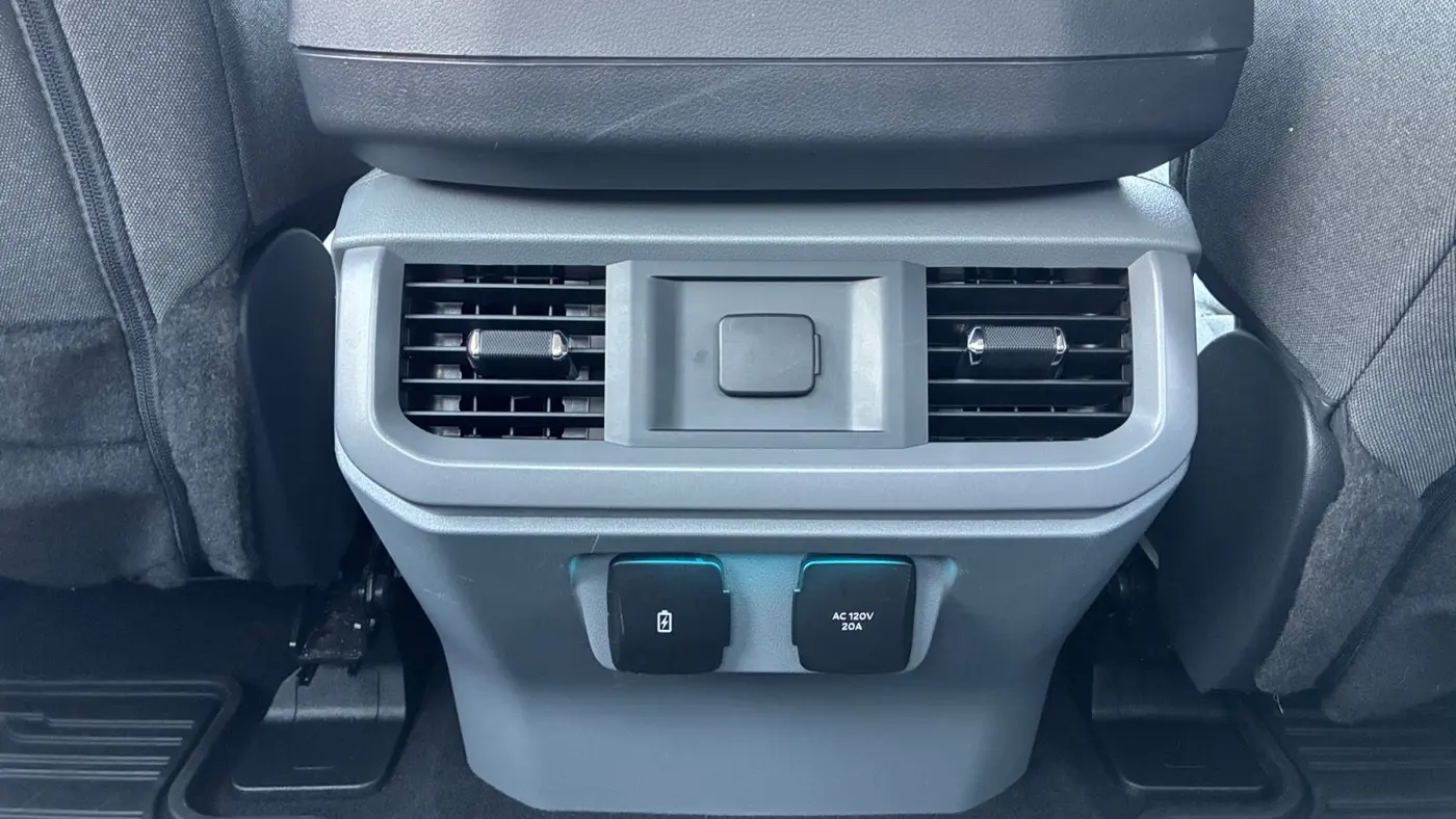 2024 Ford F-150 Lightning Flash
