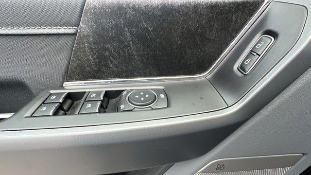2024 Ford F-150 Lightning Flash