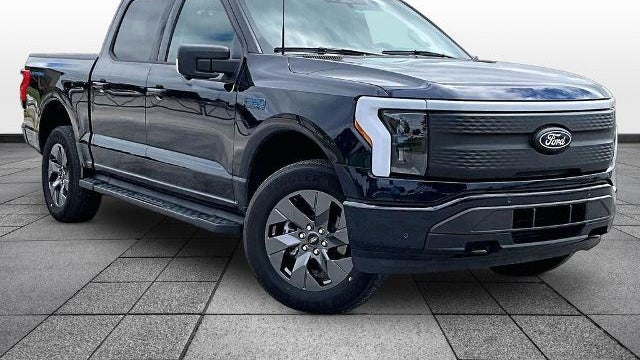 2025 Ford F-150 Lightning Flash