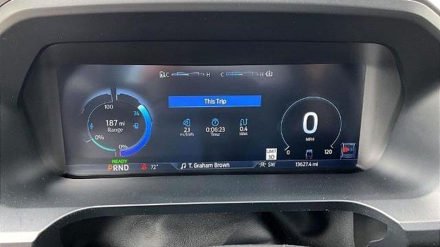 2025 Ford F-150 Lightning Flash