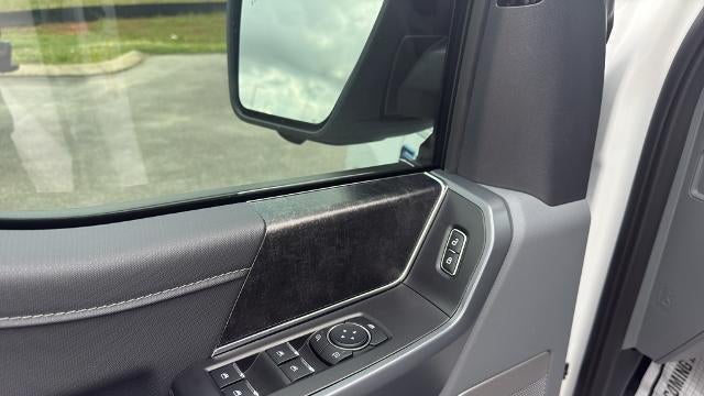 2024 Ford F-150 Lightning Flash