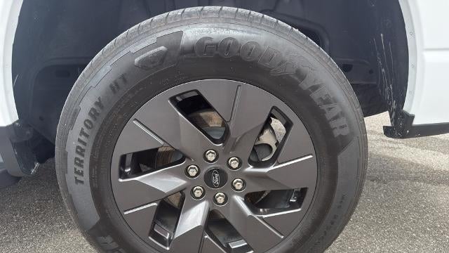 2024 Ford F-150 Lightning Flash
