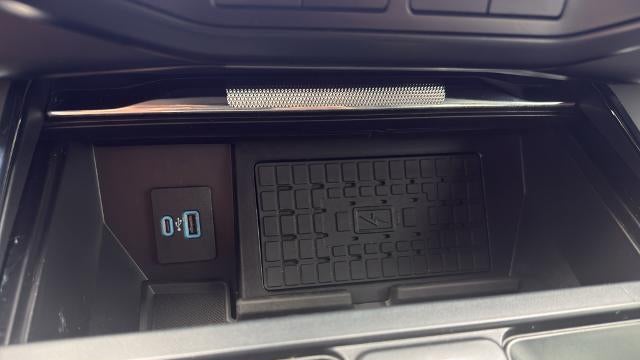 2024 Ford F-150 Lightning Flash