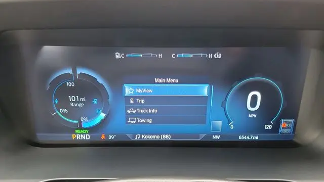 2025 Ford F-150 Lightning Flash