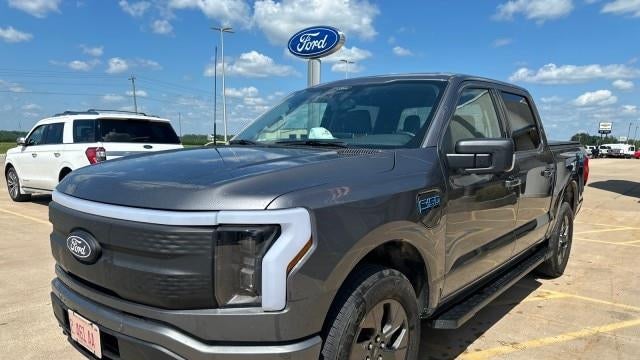2024 Ford F-150 Lightning Flash