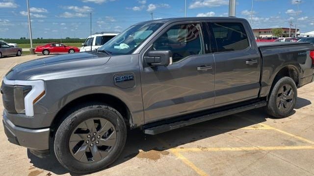 2024 Ford F-150 Lightning Flash
