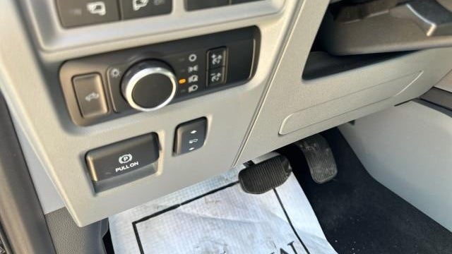 2024 Ford F-150 Lightning Flash