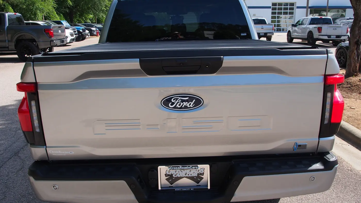 2025 Ford F-150 Lightning Flash