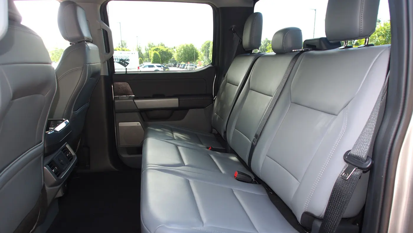 2025 Ford F-150 Lightning Flash