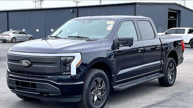 2025 Ford F-150 Lightning Flash