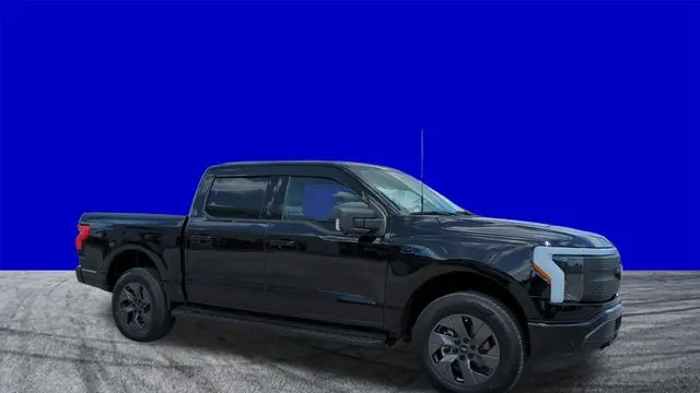 2025 Ford F-150 Lightning Flash