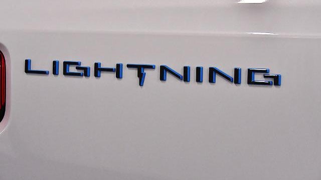 2025 Ford F-150 Lightning Flash
