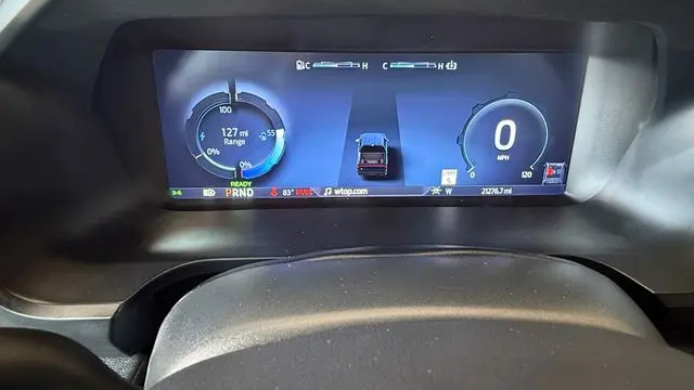 2025 Ford F-150 Lightning Flash