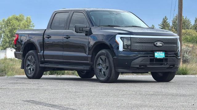 2025 Ford F-150 Lightning Flash