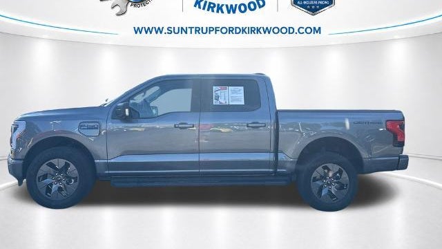2025 Ford F-150 Lightning Flash