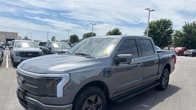 2024 Ford F-150 Lightning Lariat