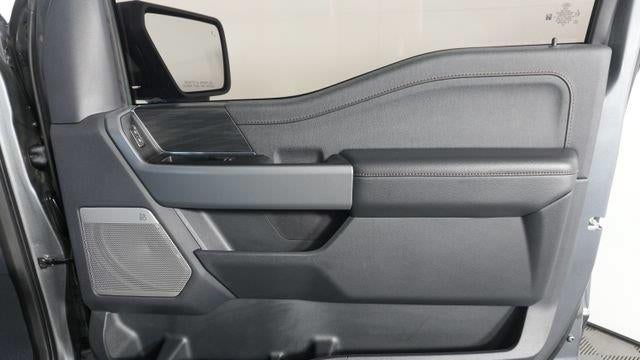 2024 Ford F-150 Lightning Lariat
