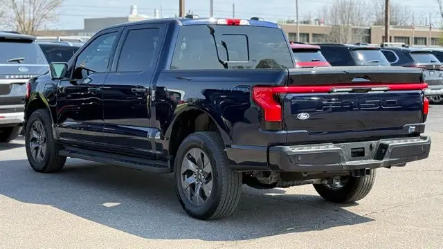 2025 Ford F-150 Lightning Lariat