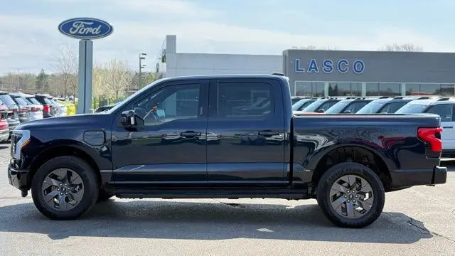 2025 Ford F-150 Lightning Lariat