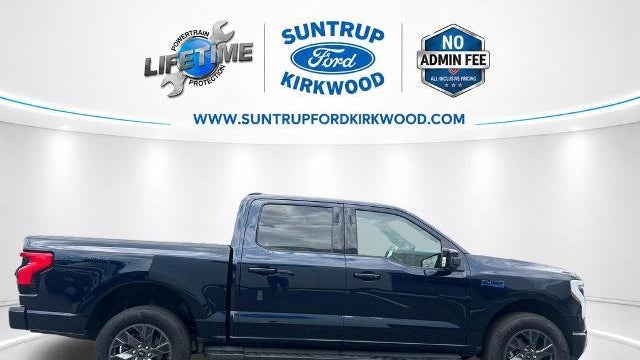 2025 Ford F-150 Lightning Lariat